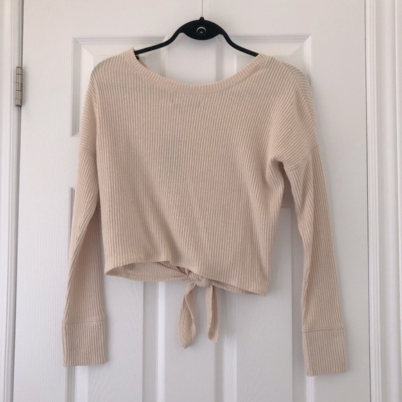 NWT Abercrombie Cropped Tie Front Shirt - Picture 2 of 4